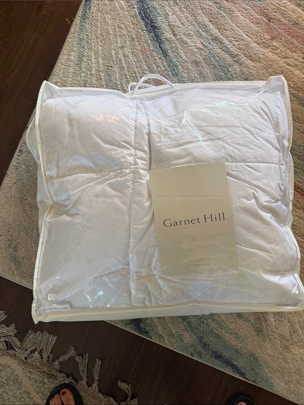 Signature Garnet Hill Queen Medium Down Comforter